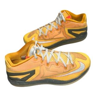 Nike LeBron 11 Low Men’s Size 10 Yellow Orange Basketball Shoes Athletic Sneaker